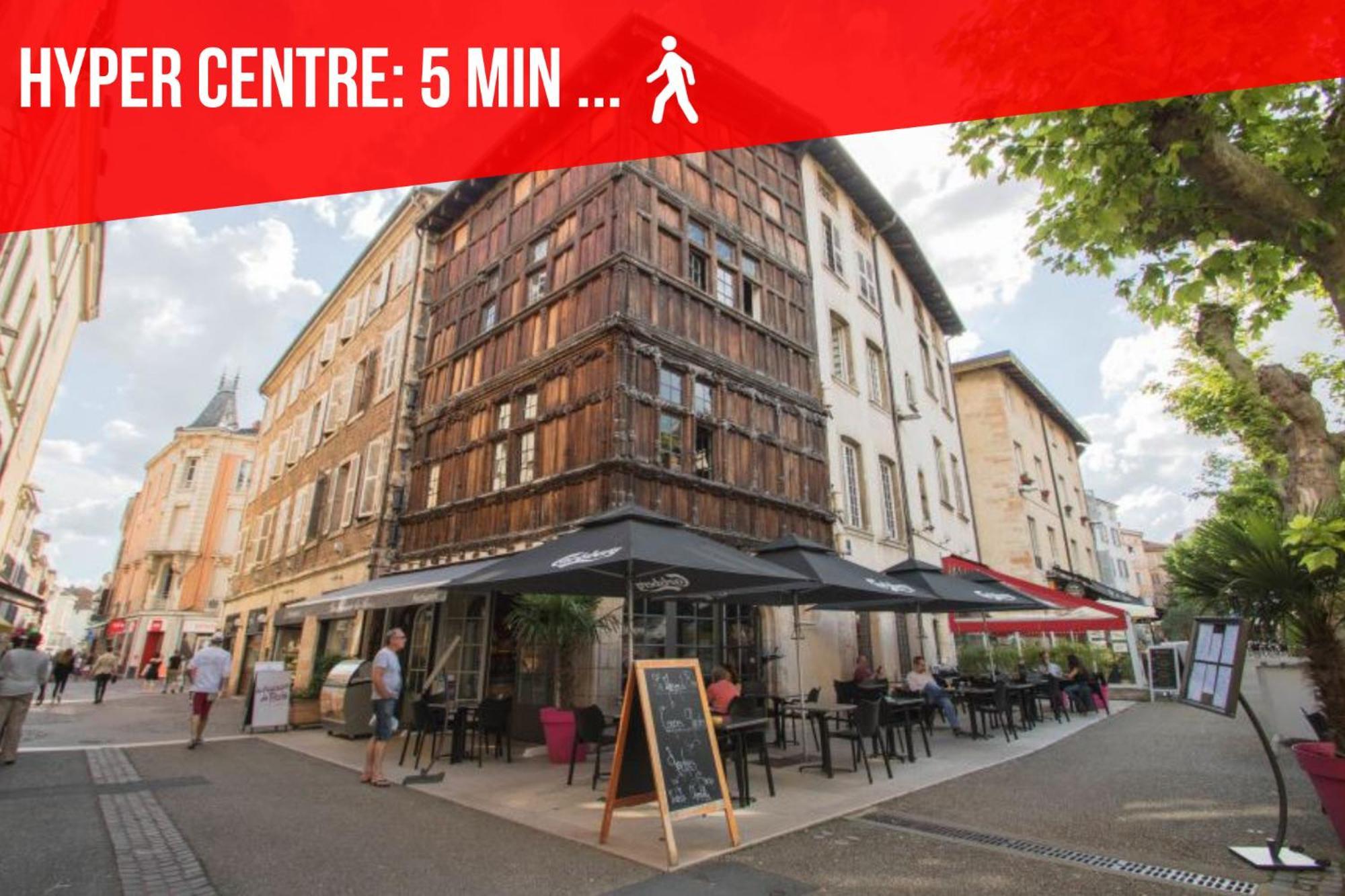 - Gare - Centre - Parking - Cosy - Wifi Apartment