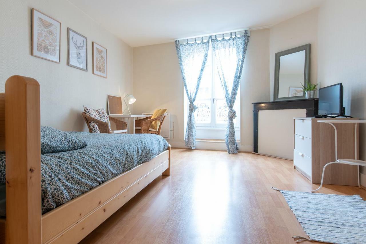 - Gare - Centre - Parking - Cosy - Wifi Apartment Macon